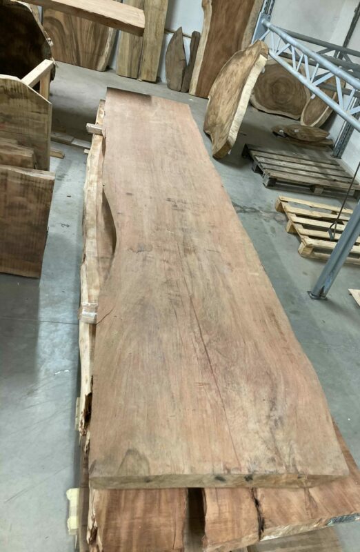 Titor tvrdé dřevo s hnědočervenou barvou №2